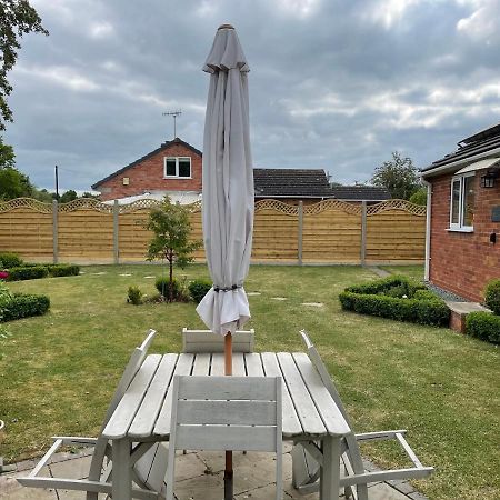 The Hideaway Villa Stratford-upon-Avon Ngoại thất bức ảnh
