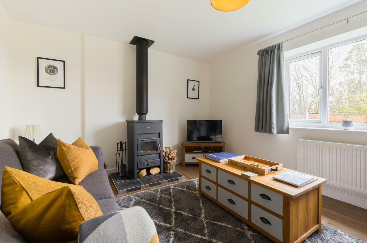 The Hideaway Villa Stratford-upon-Avon Ngoại thất bức ảnh