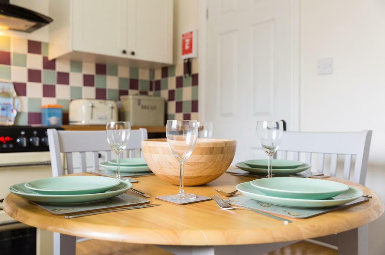 The Hideaway Villa Stratford-upon-Avon Ngoại thất bức ảnh