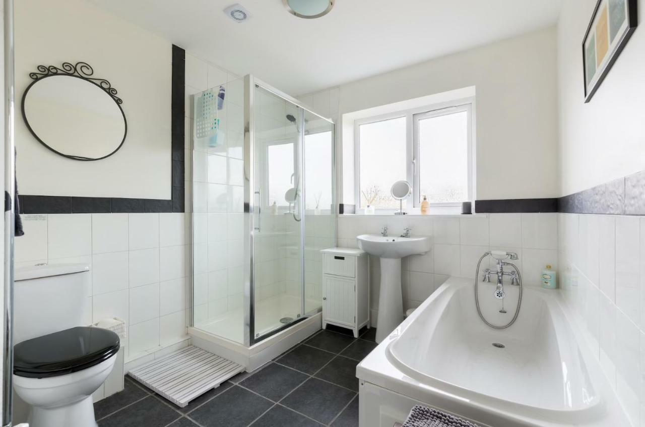 The Hideaway Villa Stratford-upon-Avon Ngoại thất bức ảnh